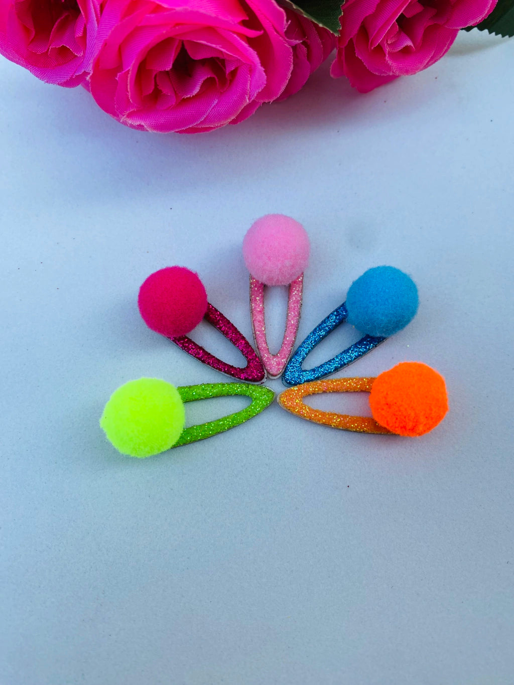 NEW - Pompom Hairclip NEON
